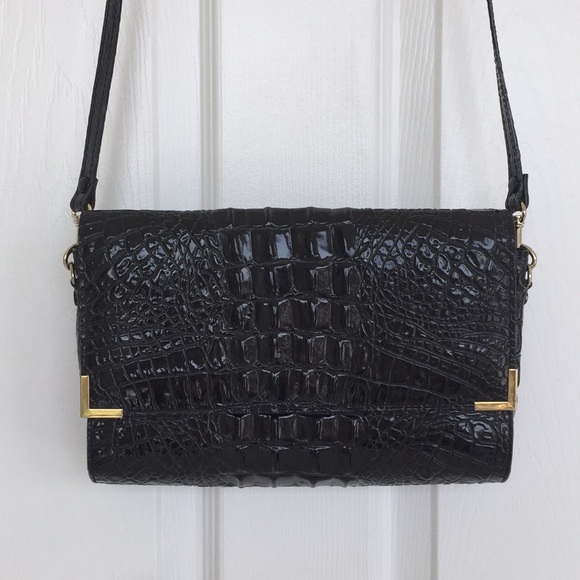 Vintage Handbags - {Vintage} Faux Crocodile Print Crossbody Purse
